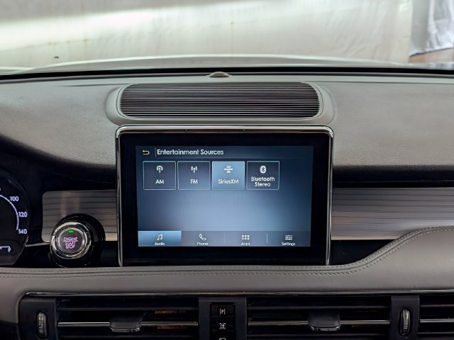 Used 2021 Lincoln Corsair FWD image 25