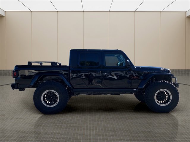 Certified 2022 Jeep Gladiator Willys image 6