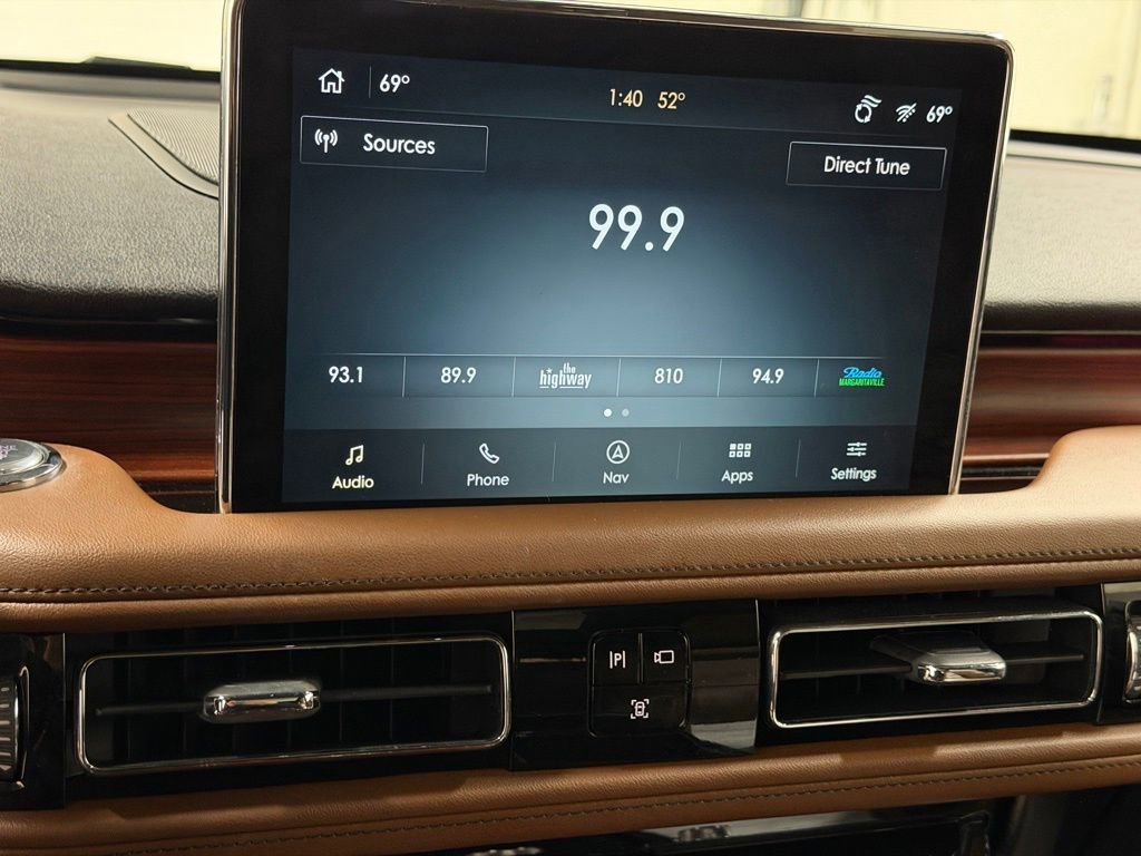 Used 2023 Lincoln Aviator Reserve w/ Equipment Group 201A image 39