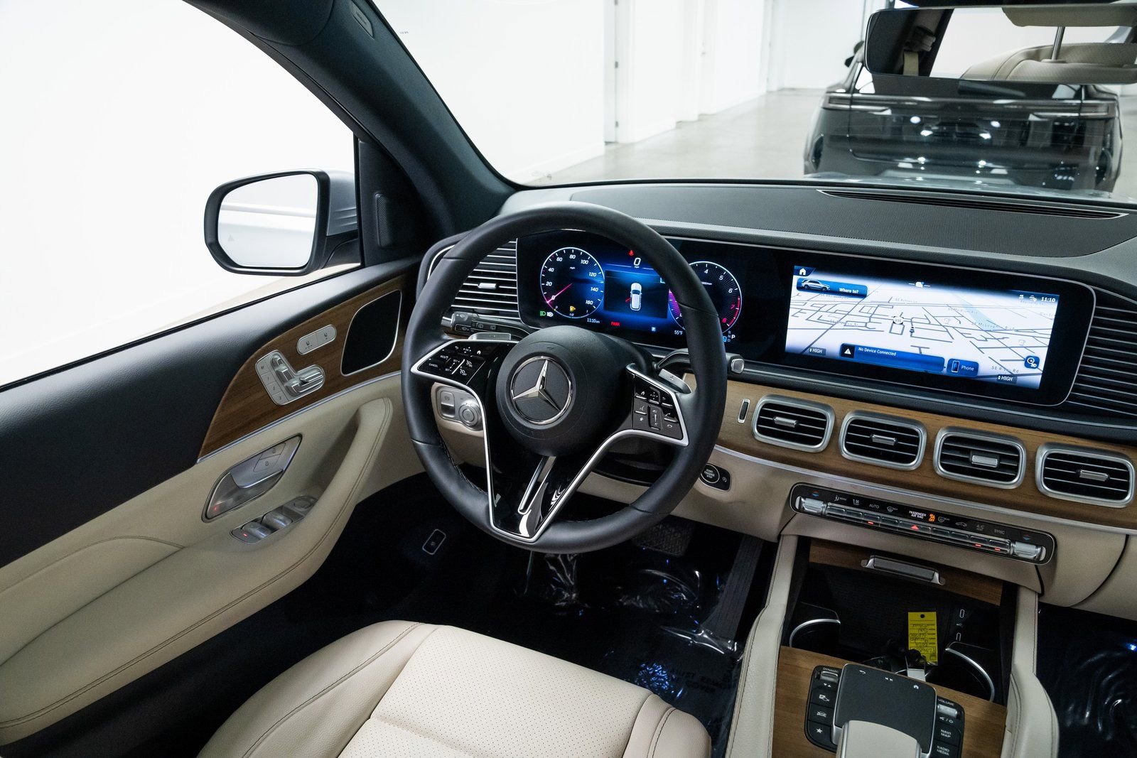 Used 2024 Mercedes-Benz GLE 350 4MATIC image 10