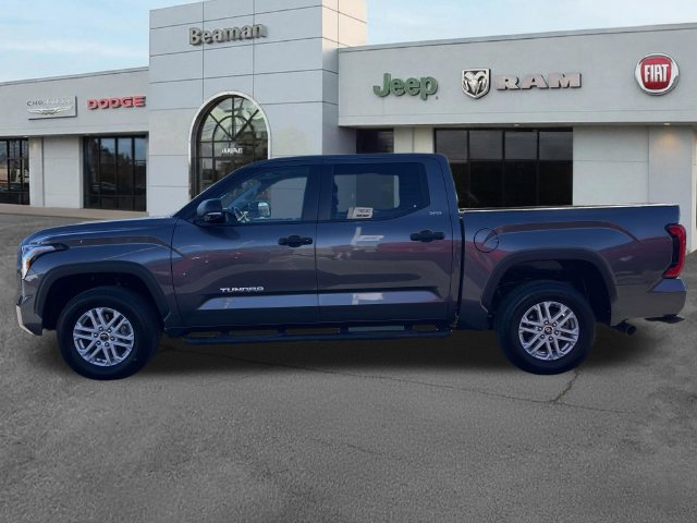 Used 2024 Toyota Tundra SR5 w/ SR5 Convenience Package AWD/4WD image 4
