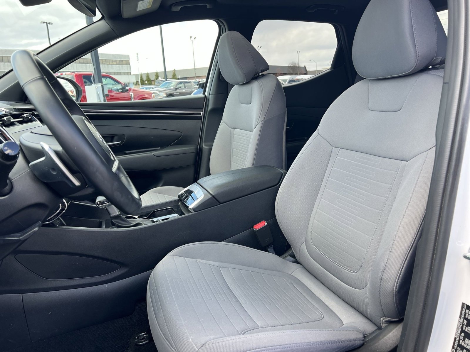 Used 2023 Hyundai Santa Cruz SEL Premium image 13