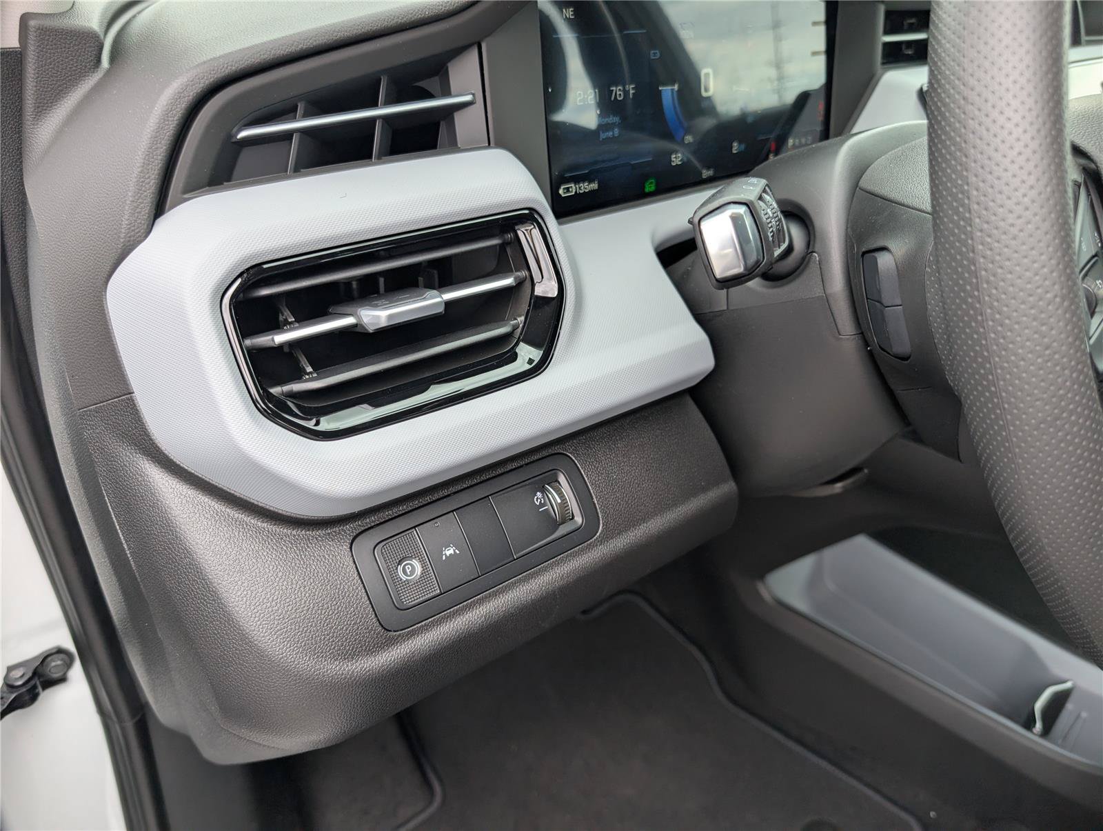 New 2027 Chevrolet Bolt LT FWD image 16