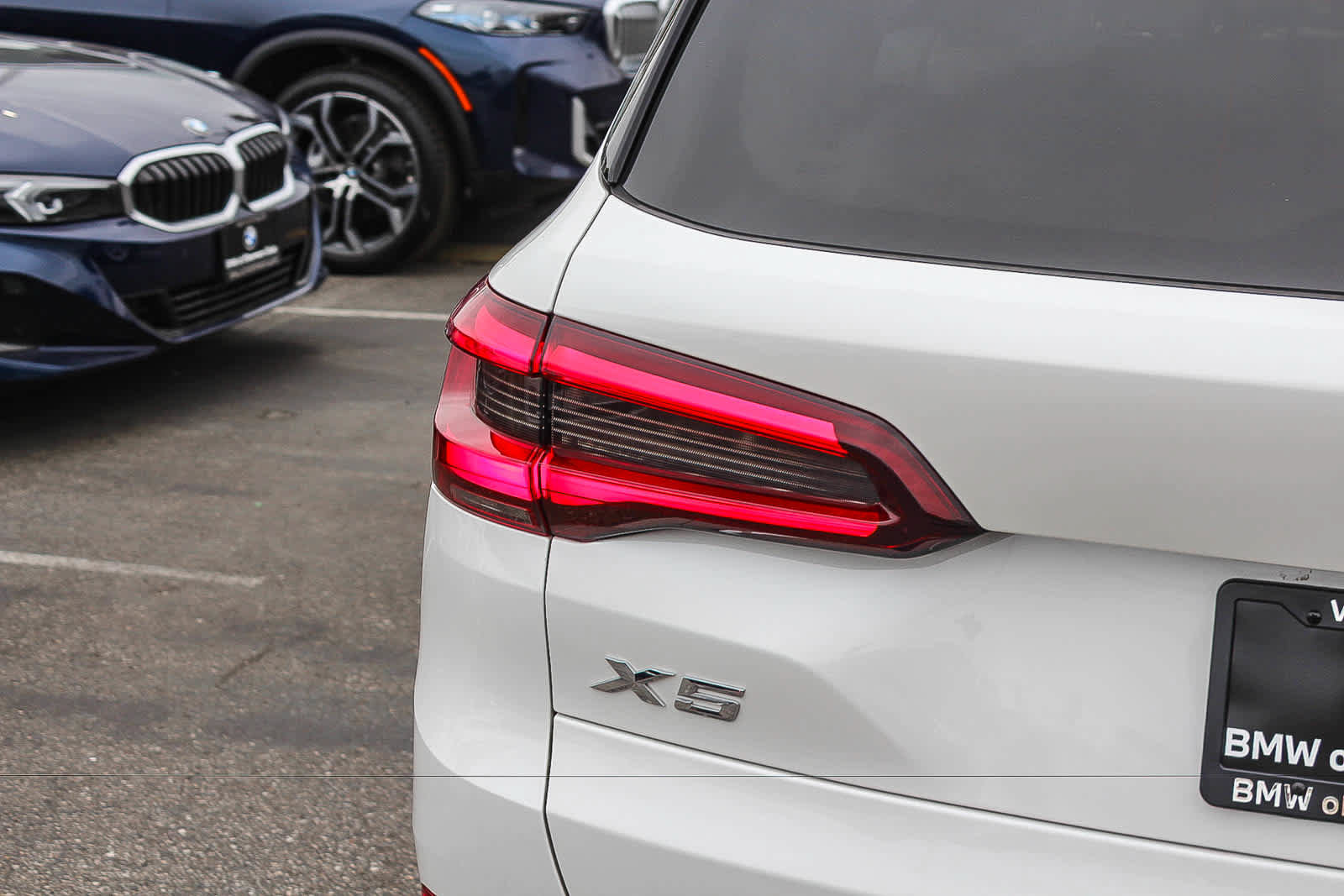 Certified 2023 BMW X5 sDrive40i w/ Luxury Seating Package RWD image 7