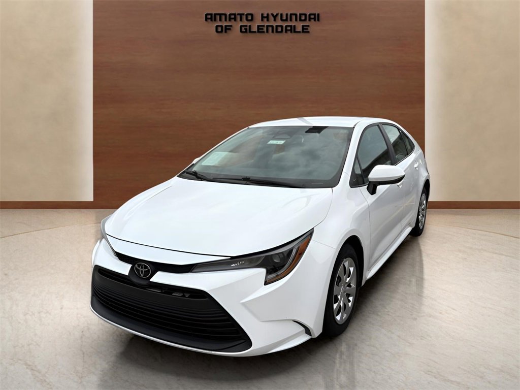 Used 2024 Toyota Corolla LE