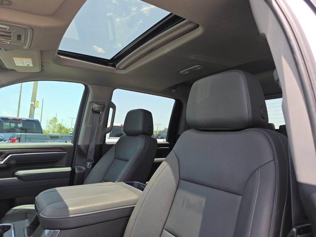 Used 2025 GMC Sierra 2500 SLT w/ SLT Premium Package AWD/4WD image 26