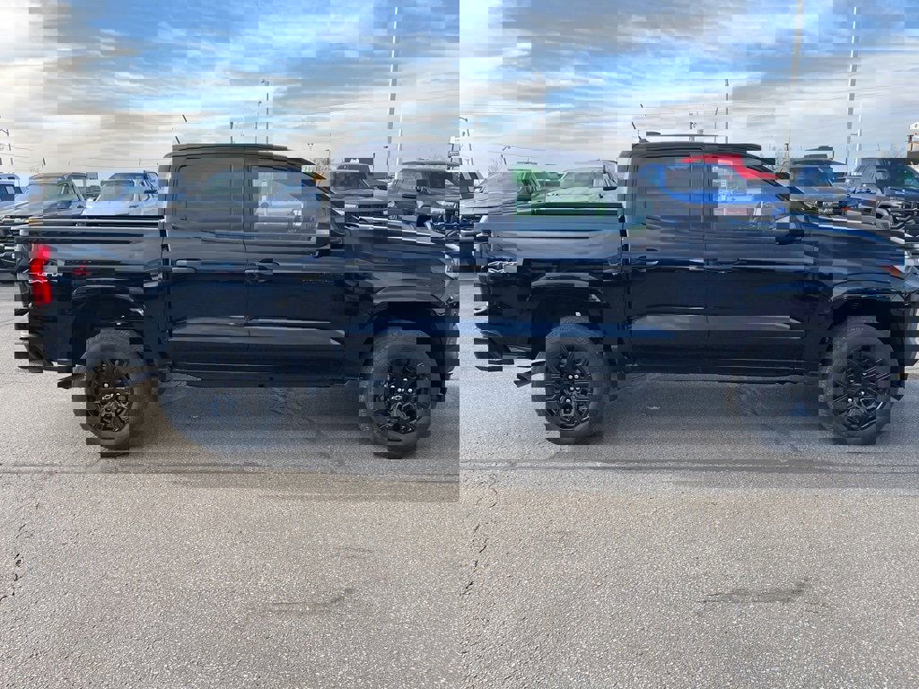 New 2026 Chevrolet Colorado W/T image 4