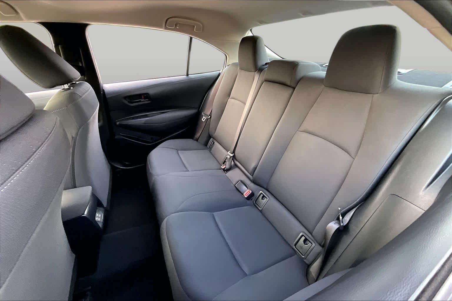 Used 2024 Toyota Corolla LE FWD image 20