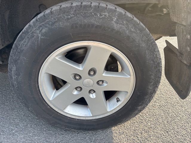 Used 2012 Jeep Wrangler Sport AWD/4WD image 17