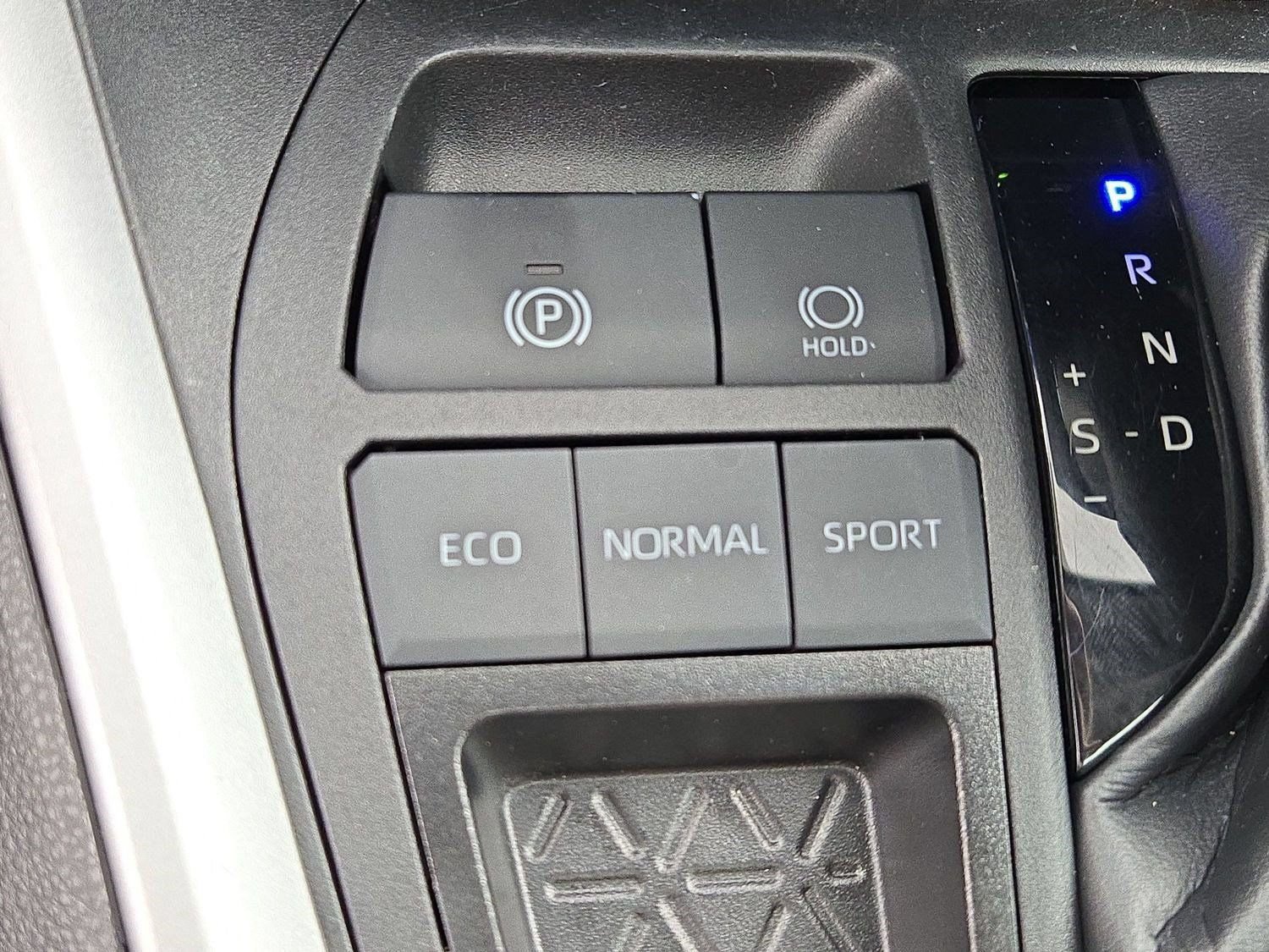 Used 2025 Toyota RAV4 Limited w/ Weather Package FWD image 28