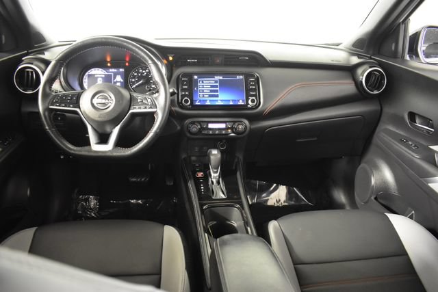 Certified 2023 Nissan Kicks SR w/ SR Premium Package FWD image 27