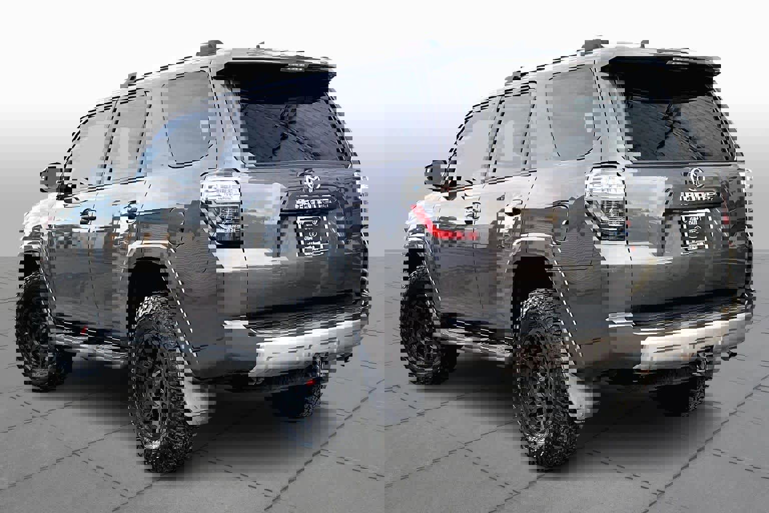 Used 2016 Toyota 4Runner Trail image 11