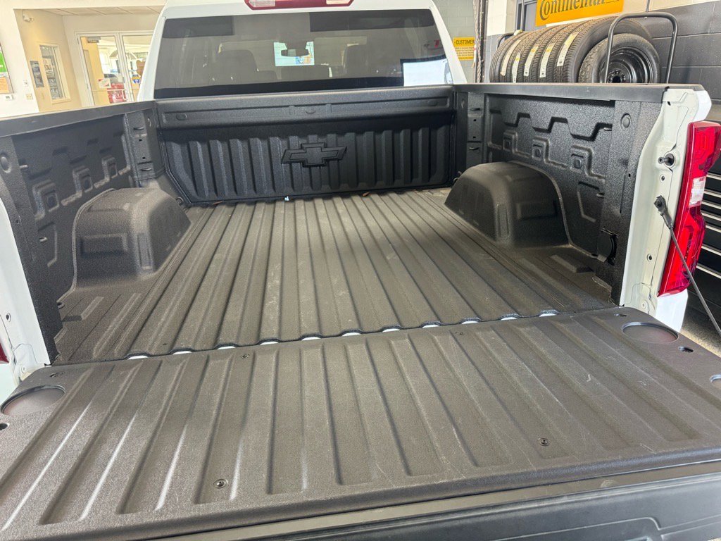 Used 2024 Chevrolet Silverado 1500 RST image 8