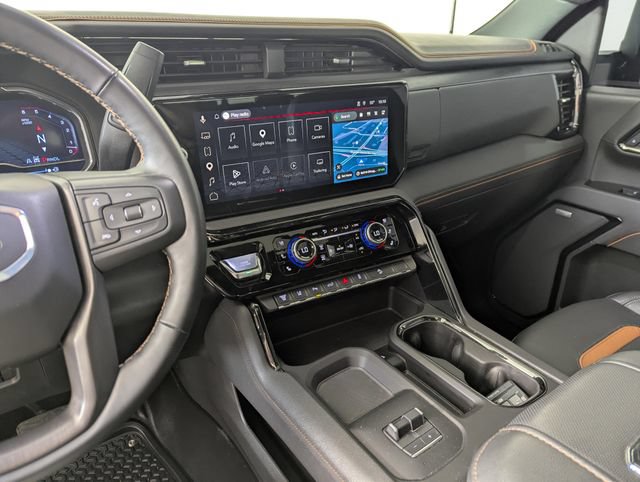 Used 2025 GMC Sierra 2500 AT4 w/ Technology Package AWD/4WD image 19