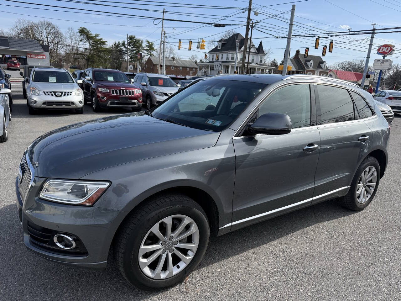 Used 2016 Audi Q5 2.0T Premium Plus w/ Technology Package AWD/4WD image 1