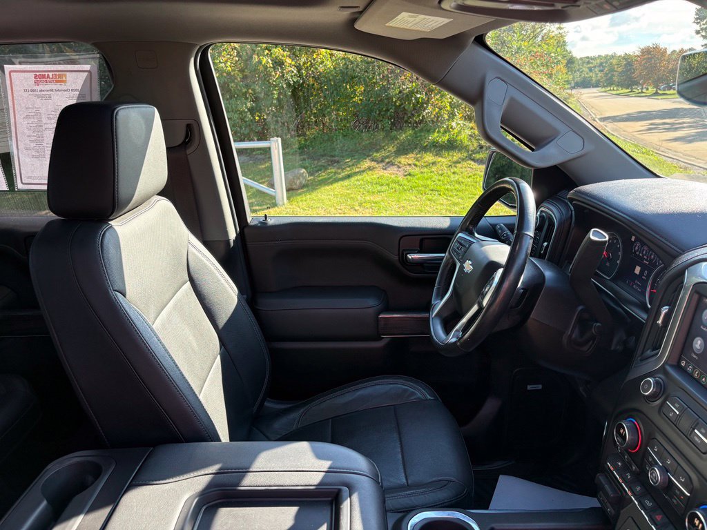 Used 2020 Chevrolet Silverado 1500 LTZ w/ LTZ Plus Package AWD/4WD image 44