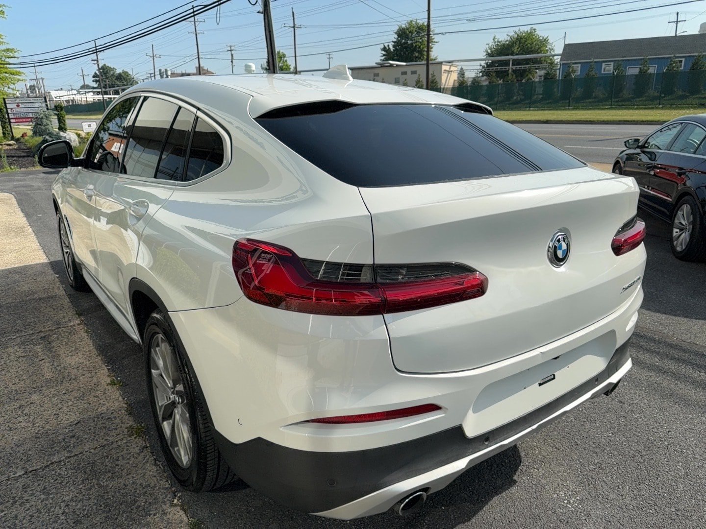 Used 2019 BMW X4 xDrive30i w/ Convenience Package AWD/4WD image 4