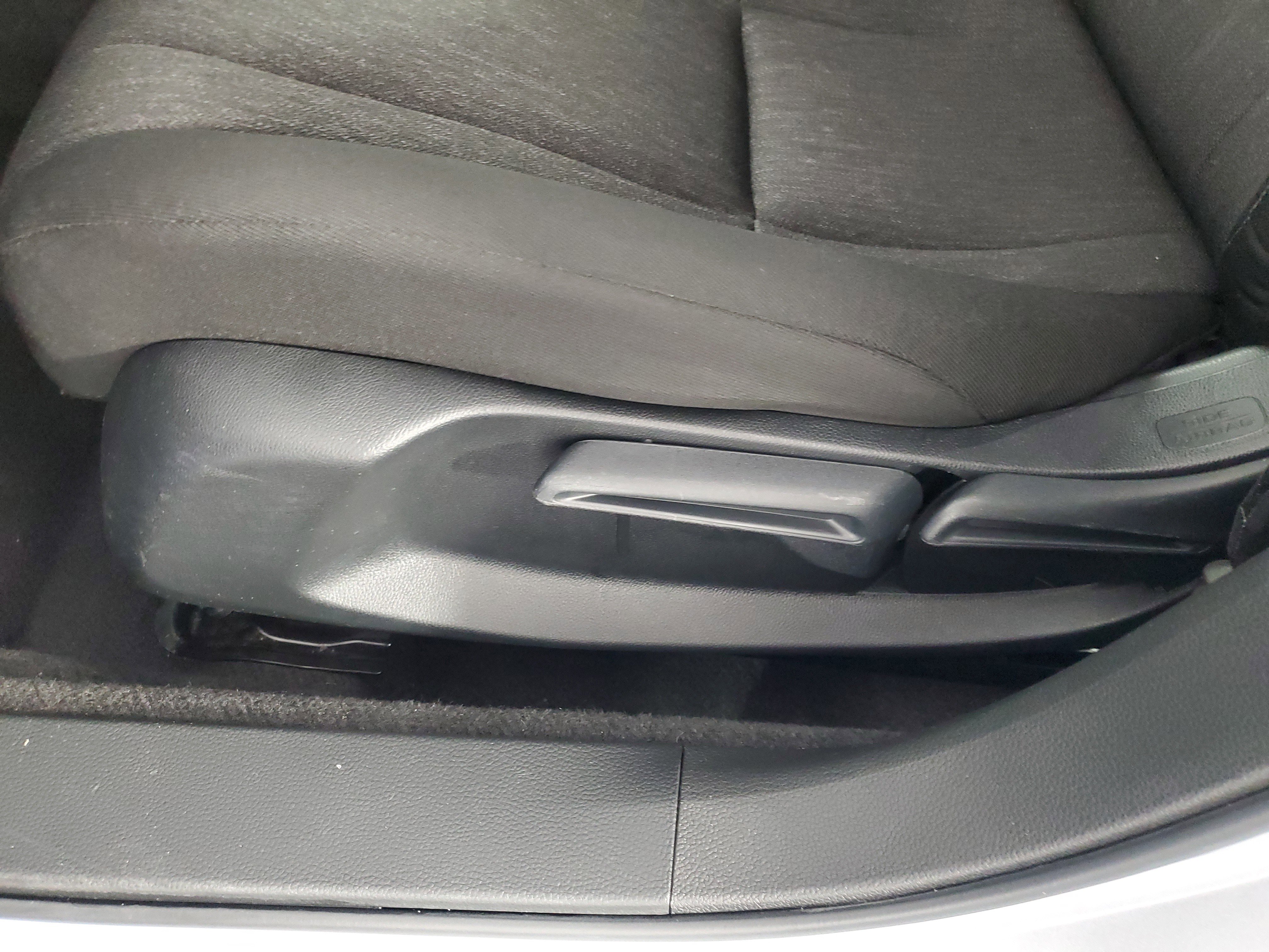 Certified 2023 Honda Accord LX image 29