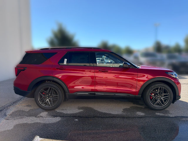 New 2026 Ford Explorer ST w/ Sun And Sound Package AWD/4WD image 4