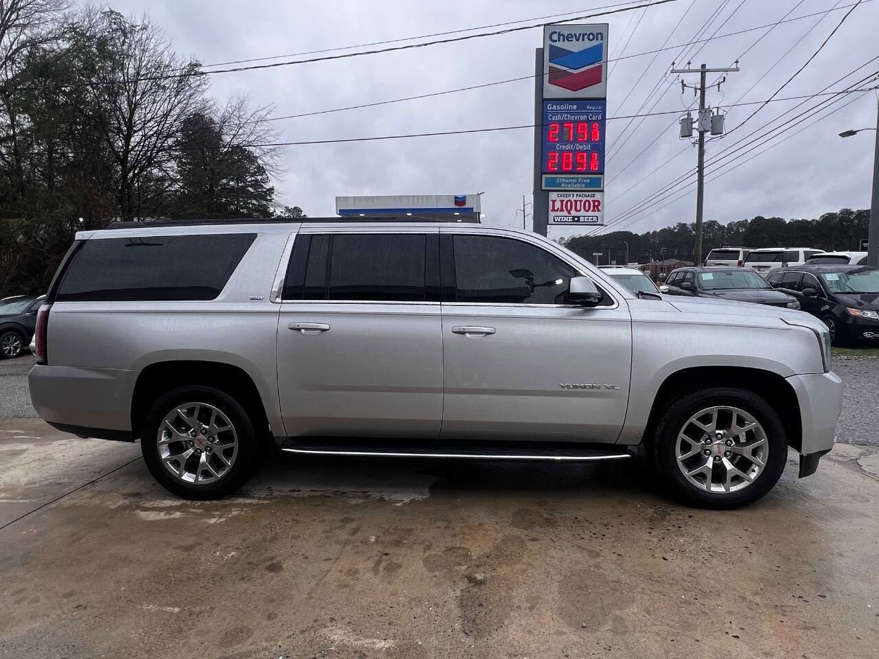 Used 2015 GMC Yukon XL SLT w/ Open Road Package image 7