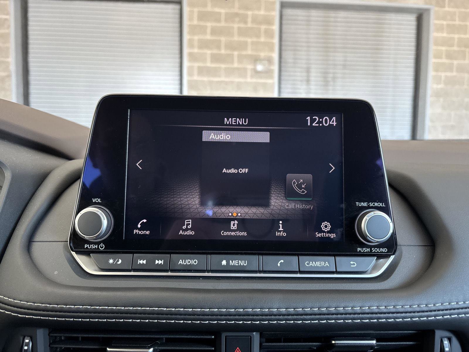 Used 2023 Nissan Rogue S image 16