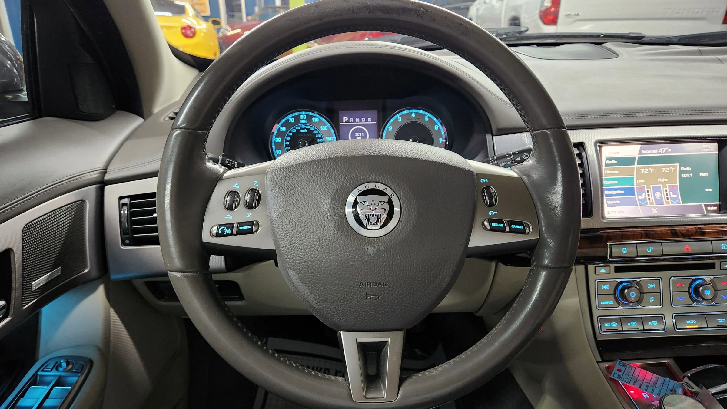 Used 2011 Jaguar XF Portfolio image 26