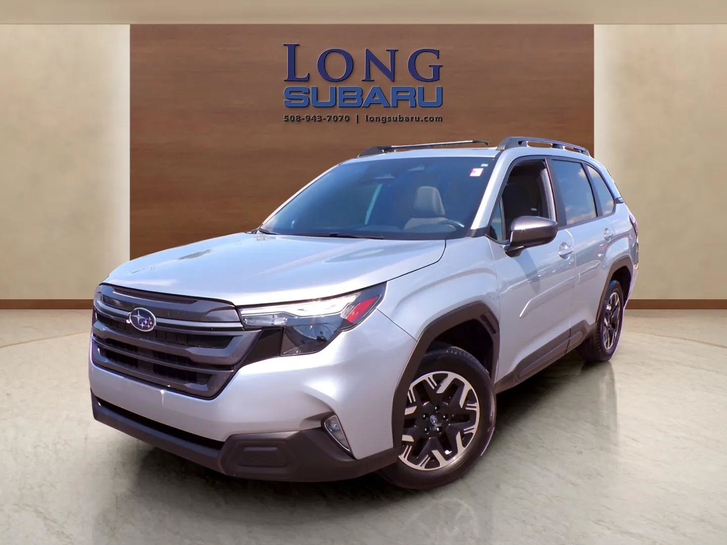 Certified 2025 Subaru Forester Premium AWD/4WD image 1