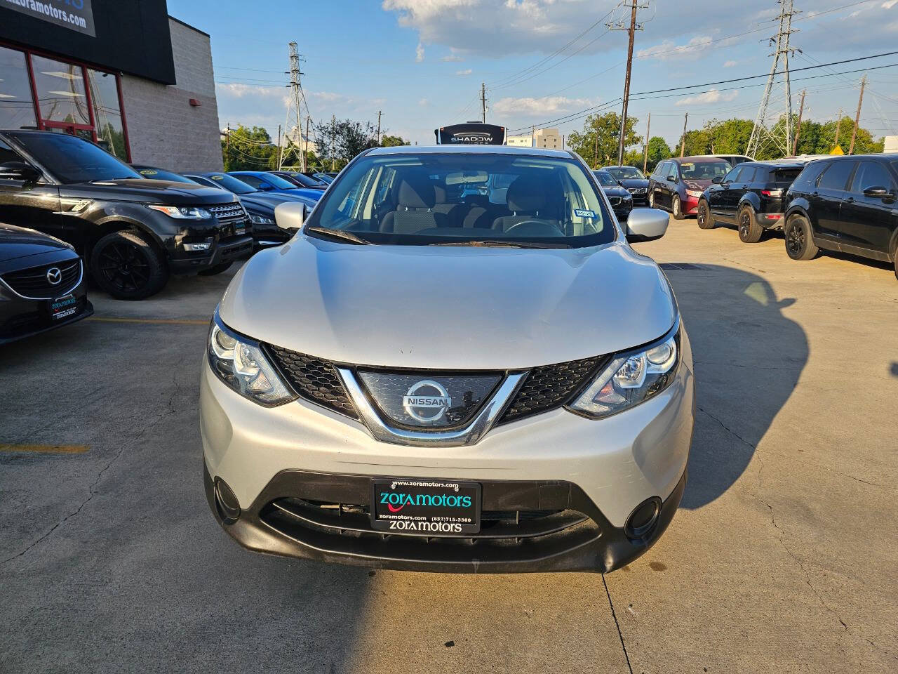 Used 2019 Nissan Rogue Sport S FWD image 3