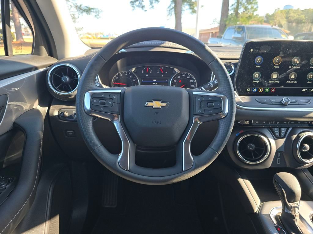 New 2026 Chevrolet Blazer LT w/ Midnight/Sport Edition FWD image 13