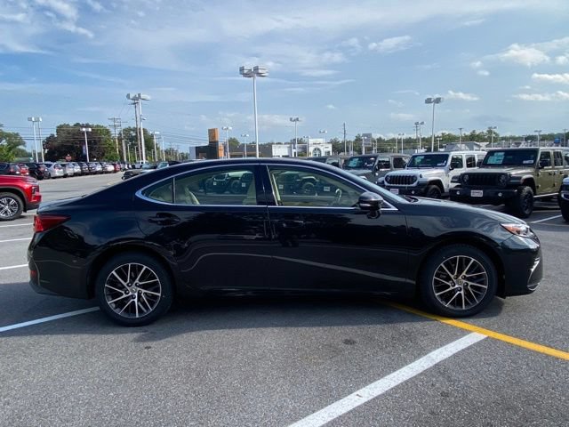 Used 2016 Lexus ES 350 w/ Navigation System Package FWD image 6