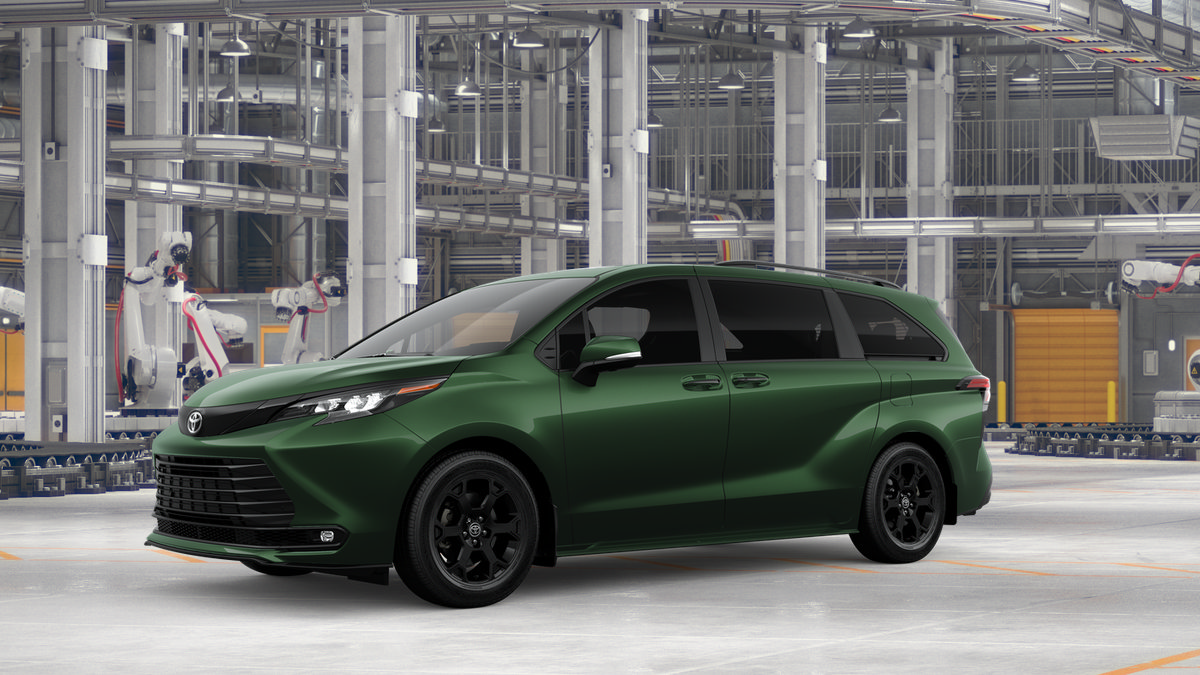 New 2026 Toyota Sienna XLE Woodland Edition AWD/4WD image 2