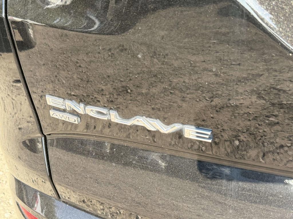 Used 2023 Buick Enclave Avenir w/ Avenir Technology Package image 4