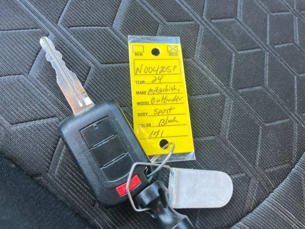 Used 2024 Mitsubishi Outlander Sport LE image 27