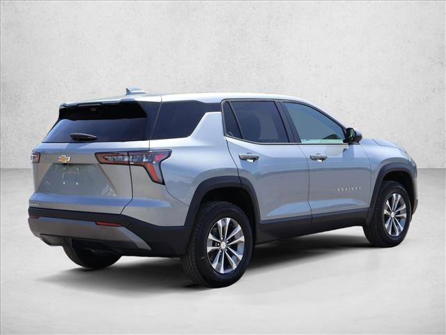 New 2026 Chevrolet Equinox LT w/ Convenience Package II FWD image 2