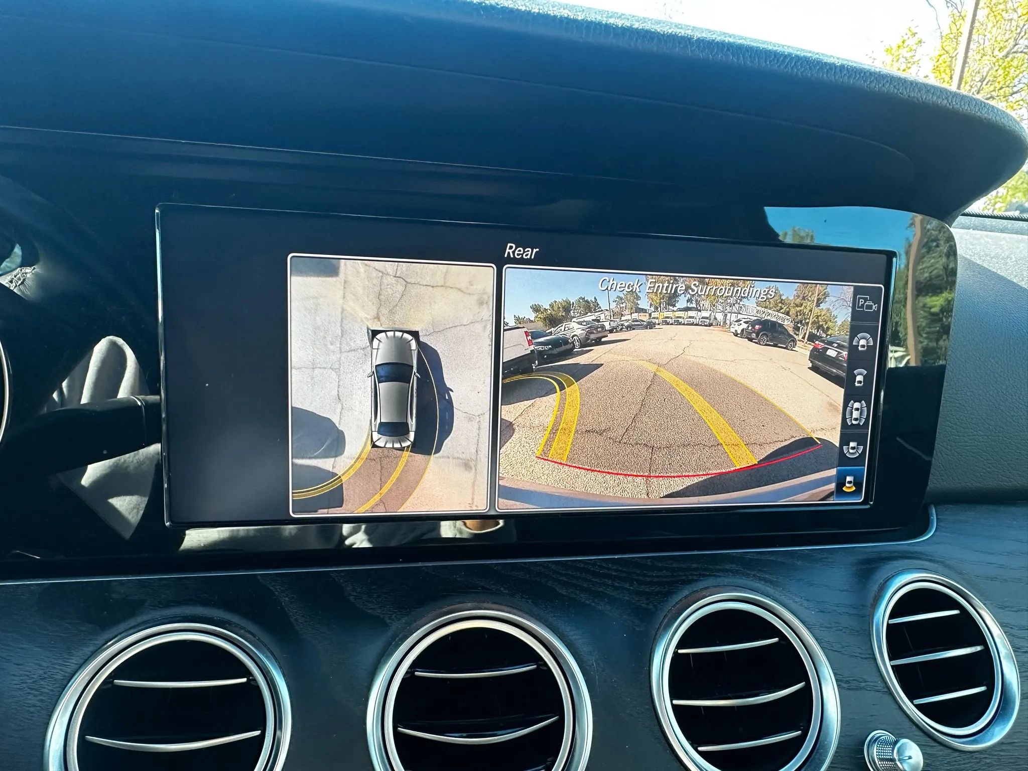 Used 2019 Mercedes-Benz E 300 image 35