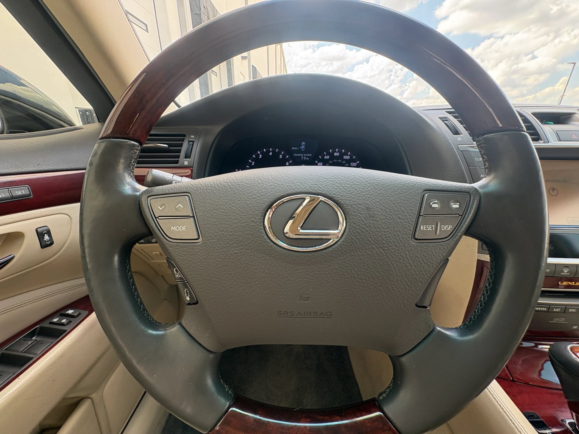Used 2012 Lexus LS 460 w/ Luxury Value Edition RWD image 10