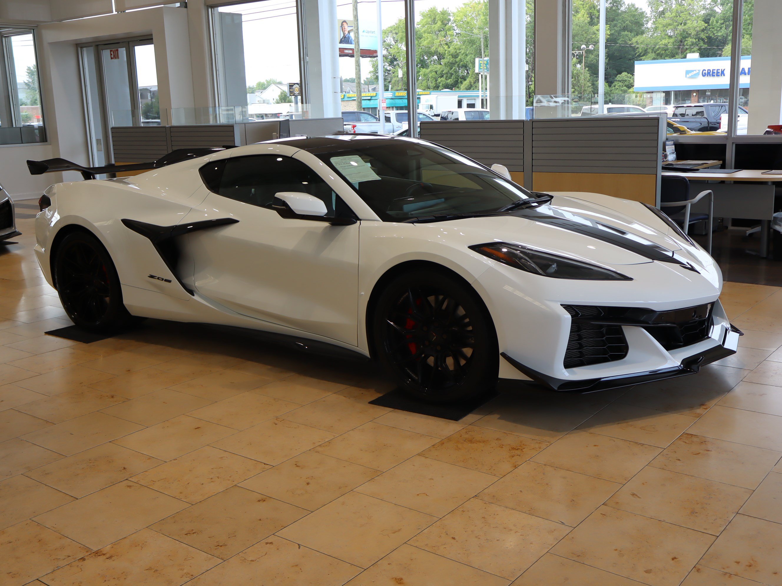 Used 2026 Chevrolet Corvette Z06 RWD image 11