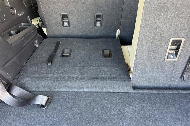 Certified 2025 Subaru Ascent Limited AWD/4WD image 17