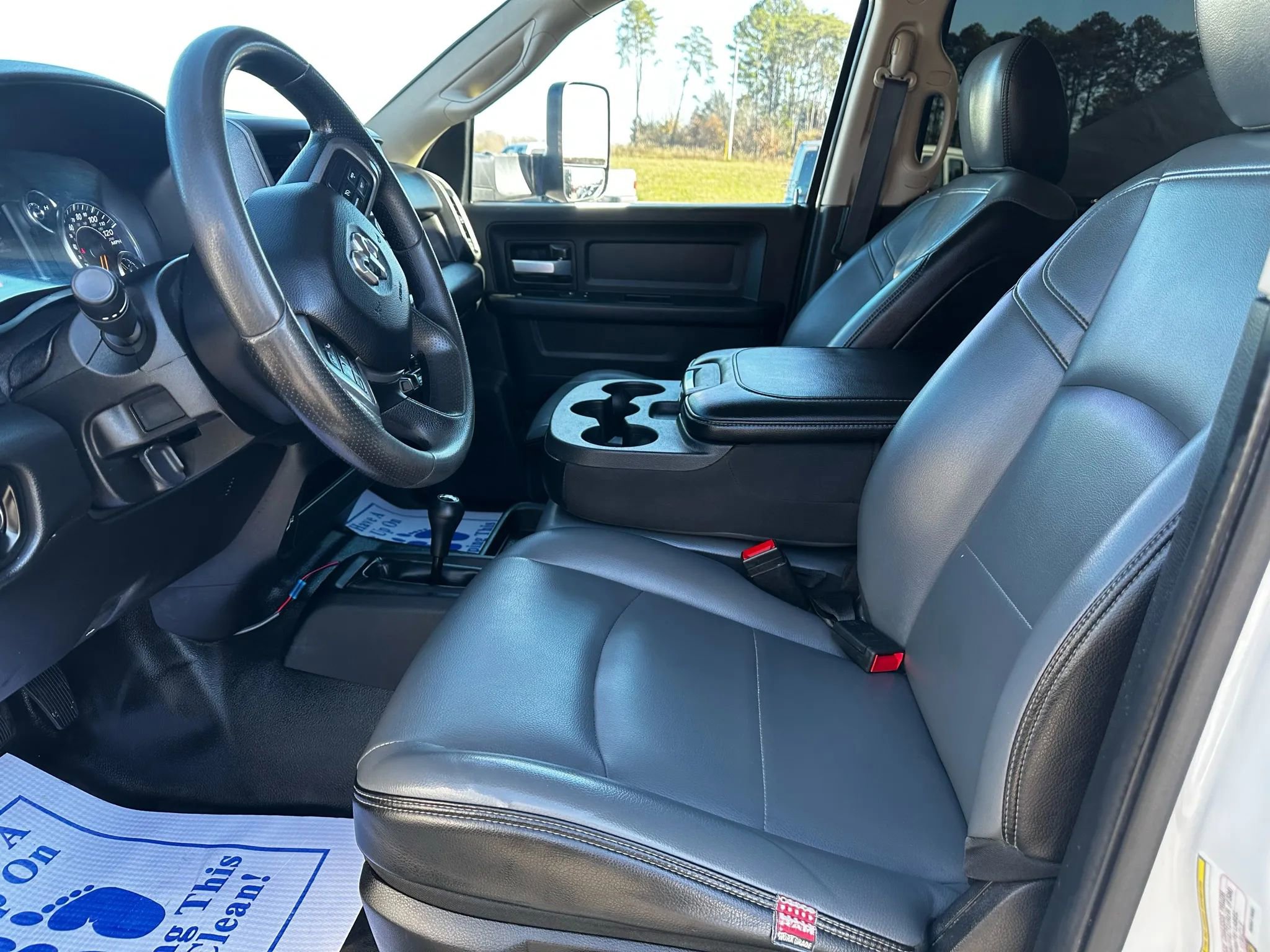 Used 2019 RAM 3500 Tradesman image 7
