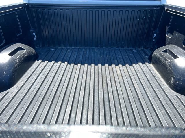 Used 2022 Toyota Tundra SR5 w/ SR5 Convenience Package image 19