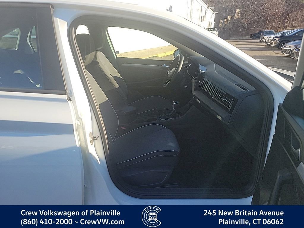 Certified 2025 Volkswagen Jetta Sport image 16