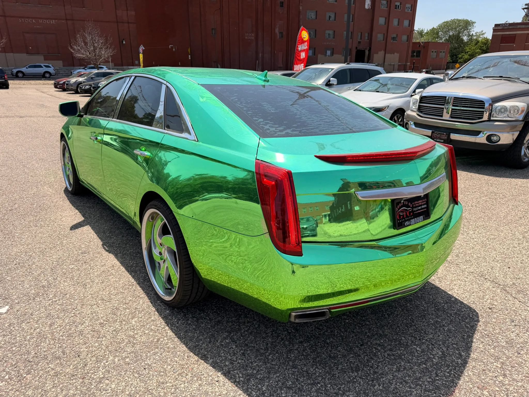 Used 2013 Cadillac XTS Premium FWD image 4