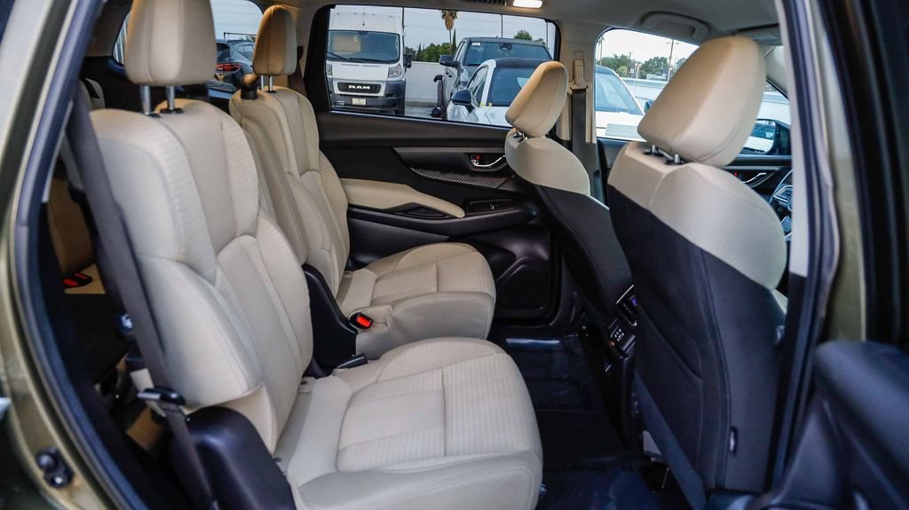 Used 2025 Subaru Ascent Premium AWD/4WD image 19