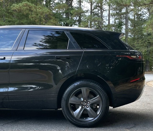 Used 2021 Land Rover Range Rover Velar R-Dynamic S image 6