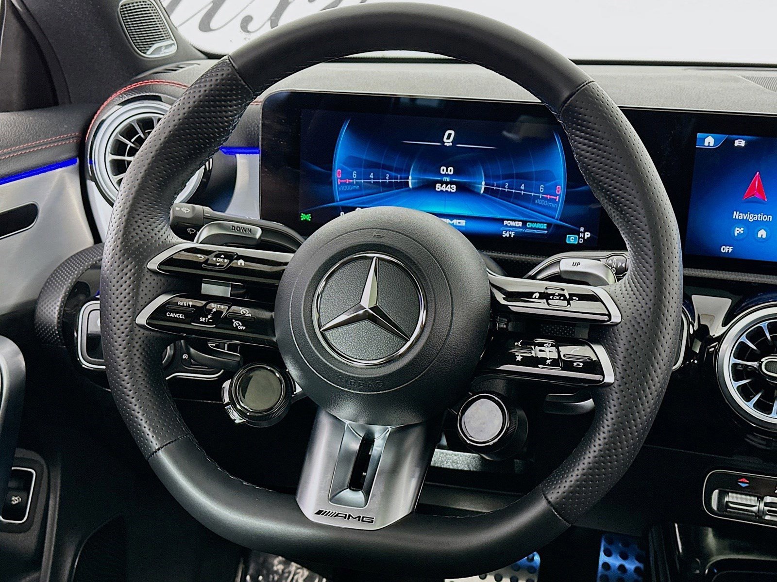 Used 2024 Mercedes-Benz CLA 35 AMG CLA 35 AMG Exclusive 4MATIC image 8