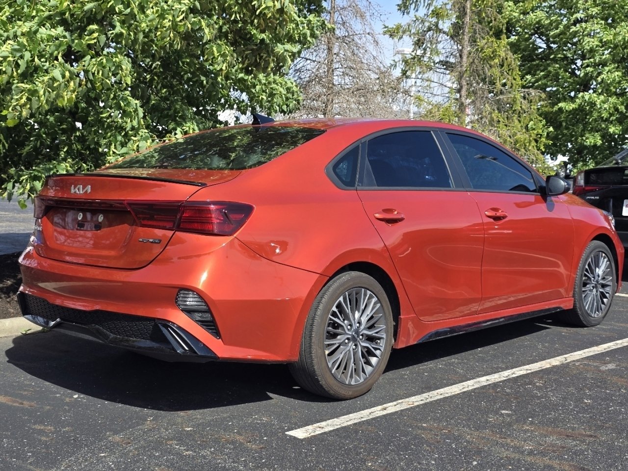 Used 2023 Kia Forte GT-Line w/ GT-Line Premium Package FWD image 7