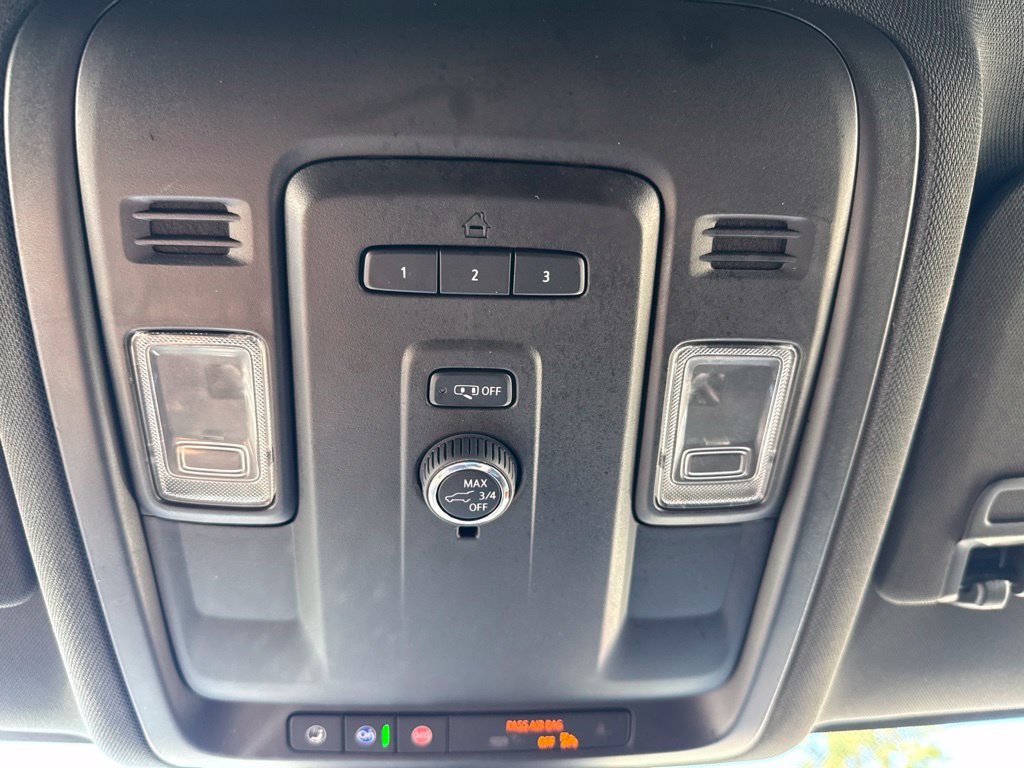 Used 2024 Chevrolet Tahoe LT AWD/4WD image 38