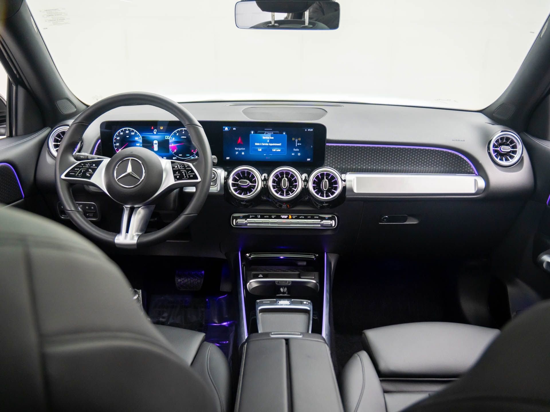 Certified 2024 Mercedes-Benz GLB 250 4MATIC w/ Exclusive Package image 12