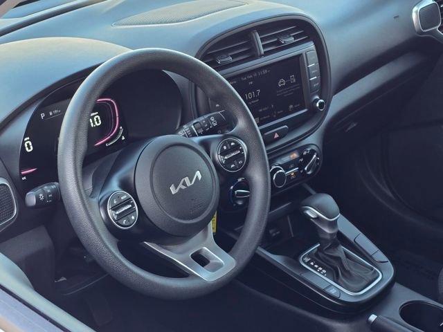 Used 2024 Kia Soul LX w/ Option Group 015 image 18