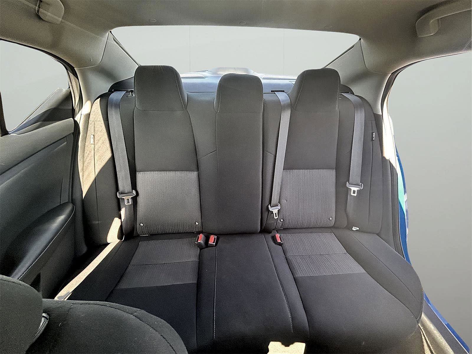 Used 2023 Nissan Sentra SV image 14